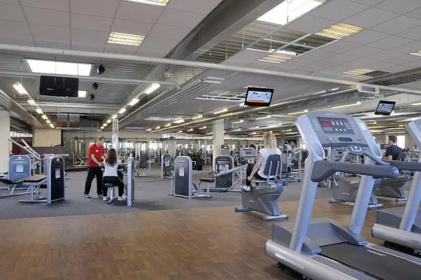 Bild: 5. Jubiläum im „Studio Fitness“ in Leonberg – Fitness-Club mit modernster Geräteausstattung zum Discountpreis