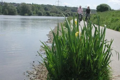 Bild: Radreiseportal flussradeln.de noch umfangreicher