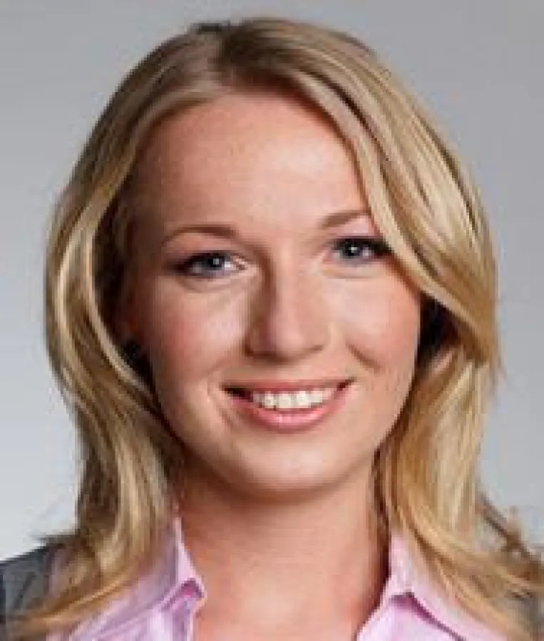 Dipl.-Betriebswirtin Anne Steiner-Haenisch (30)