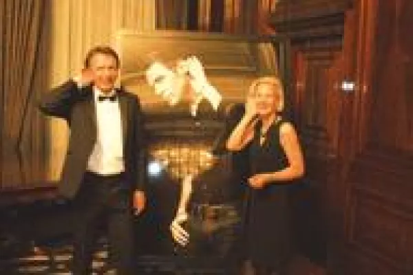 Bild: Erste Charity Gala zugunsten der Hear the World Foundation übertrifft alle Erwartungen