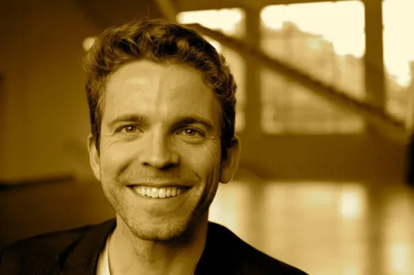 Bild: Neue Liberale fordert: Facebook und Google entmachten