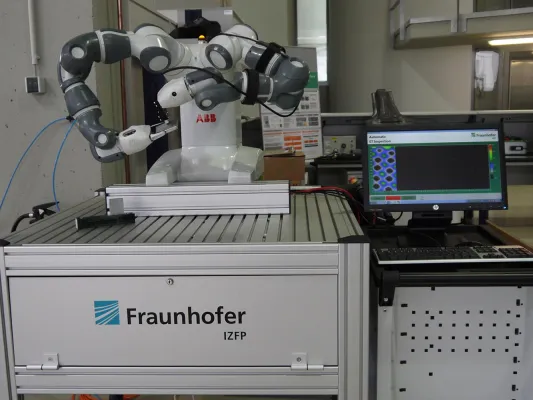 Bild: Fraunhofer IZFP auf der GIFA 2019: Robotergestütztes Sensorsystem zur Qualitätssicherung hybrider Bauteile