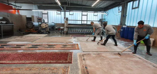 In Berlin gibt es eine neue Teppichreinigung Bild: In Berlin gibt es eine neue Teppichreinigung