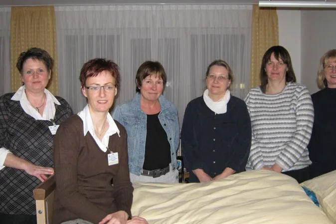 Krankenhaus Altenhundem bietet kostenloses Pflegetraining für Angehörige Bild: Krankenhaus Altenhundem bietet kostenloses Pflegetraining für Angehörige