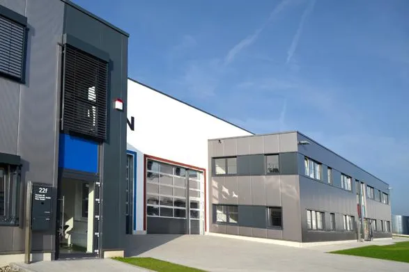 Bild: Tag der offenen Halle im WS-Gewerbepark: Besichtigung erwünscht