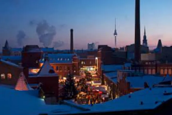 Bild: Lucia Weihnachtsmarkt in der Kulturbrauerei Berlin, 24.11.-22.12.2014