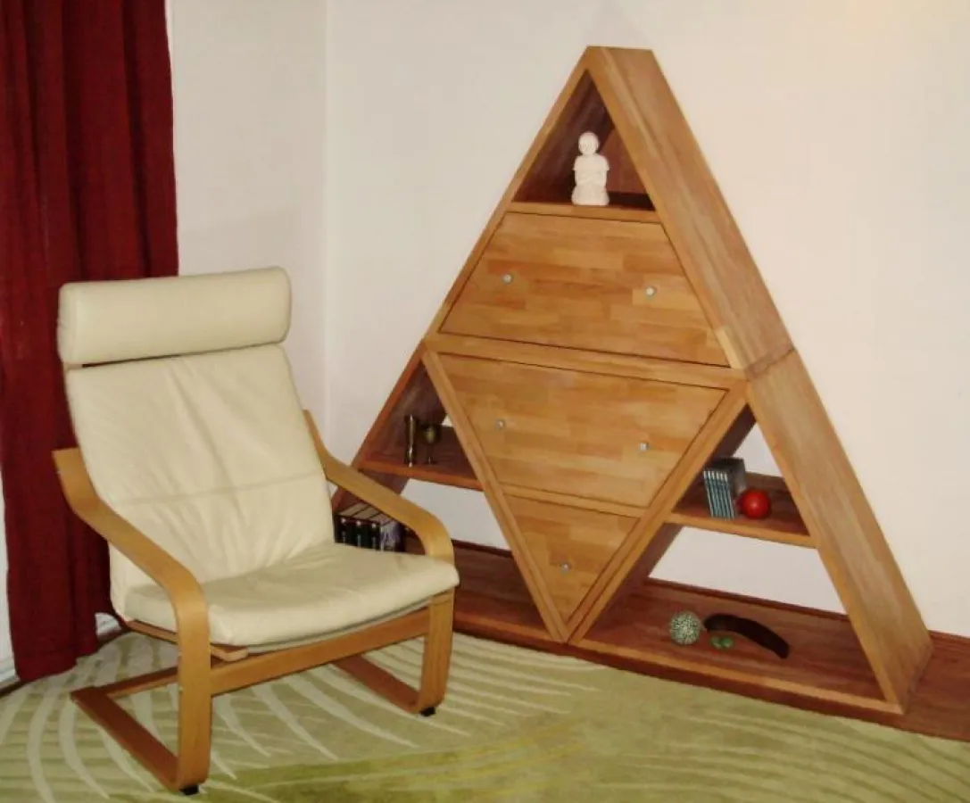 Regal Trigoflex der Isfort Holzhandels GmbH