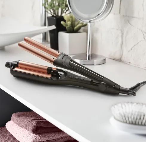 Bild: Eine Wellenlänge voraus: Der neue Rowenta Waves Addict 4-in-1-Multiwaver