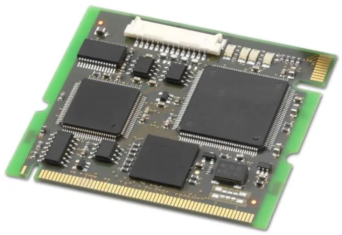 Bild: Vier CAN Kanäle auf kleinstem Raum