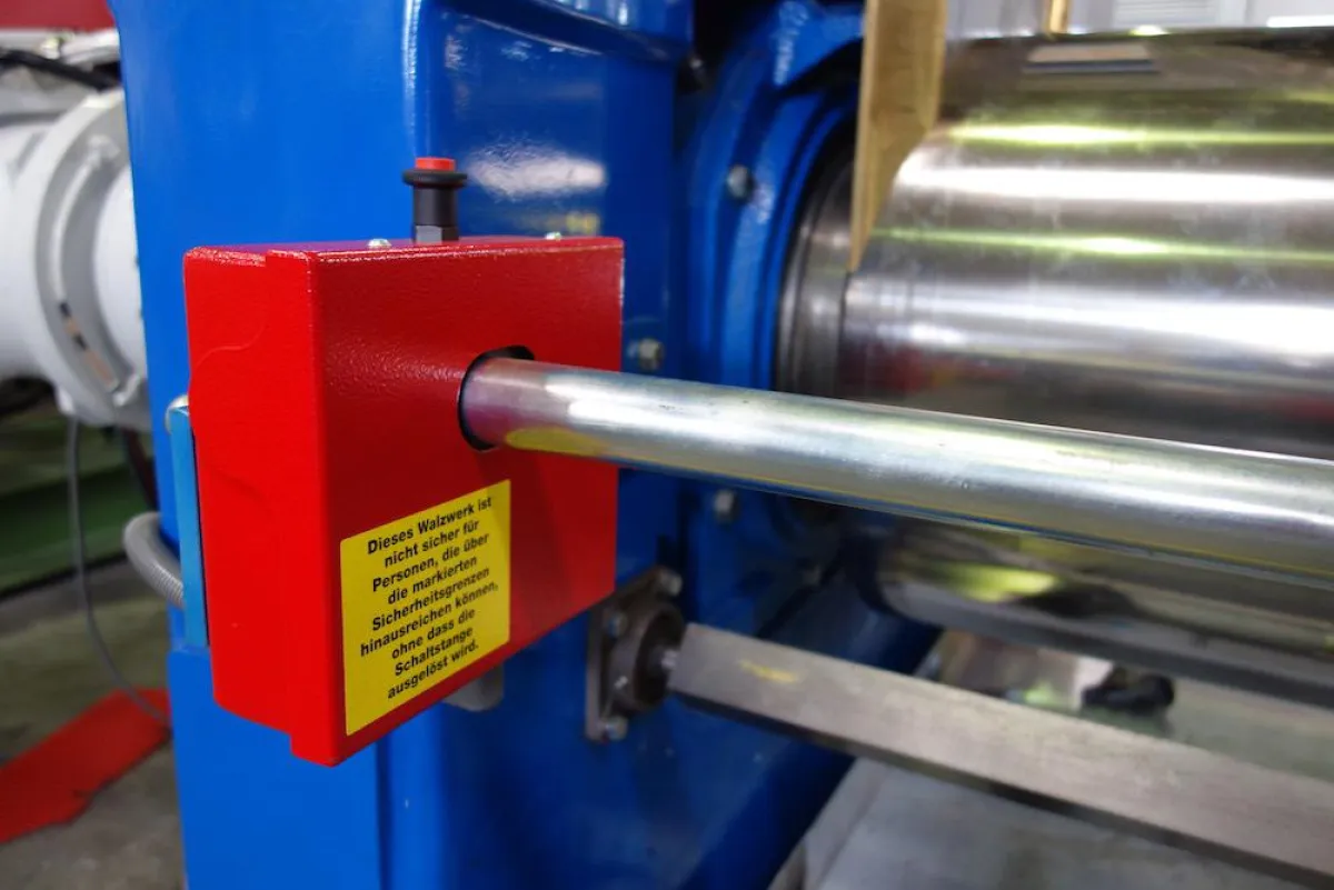 Sicherheitsschaltstangen an einem Walzwerk