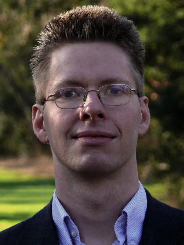 Stefan Neufeind, Geschäftsführer
