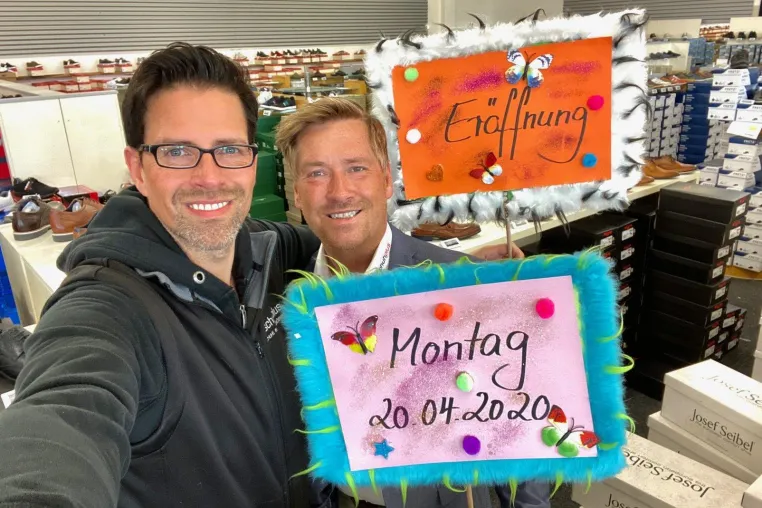 Bild: Der Countdown läuft: Große Schuhe ab Montag 20. April bei schuhplus in Dörverden