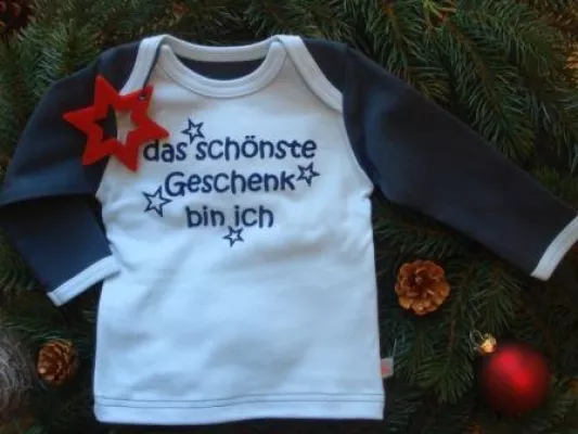 Bild: menschenskind Baby T-Shirts -- Weihnachtsmotiv als niedliche Geschenkidee