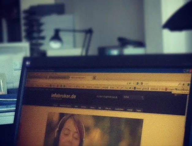 Bild: Social Media Service @infobroker hilft bei Recherchediensten