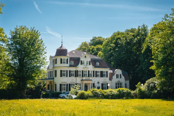 Bild: Villa Bayer: Historisches Wahrzeichen wird neue Premium-Location für Business Events und Trauungen