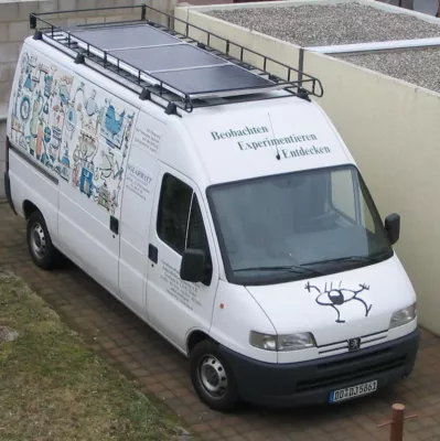Bild: Wissenschaftsmobil tourt seit 1999 durch Sachsen