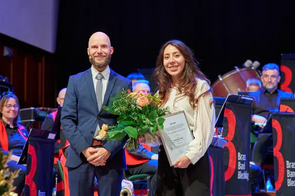 DAAD-Preis 2025 für gelebte Internationalität und herausragende Leistung: EAH Jena ehrt Katherin Morales Morales Bild: DAAD-Preis 2025 für gelebte Internationalität und herausragende Leistung: EAH Jena ehrt Katherin Morales Morales