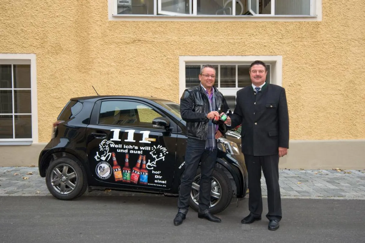 Holger Moll (Geschäftsführer der holger moll eventgroup gmbh) und Ferdinand Steinacher (Geschäftsführer der Auerbräu GmbH)