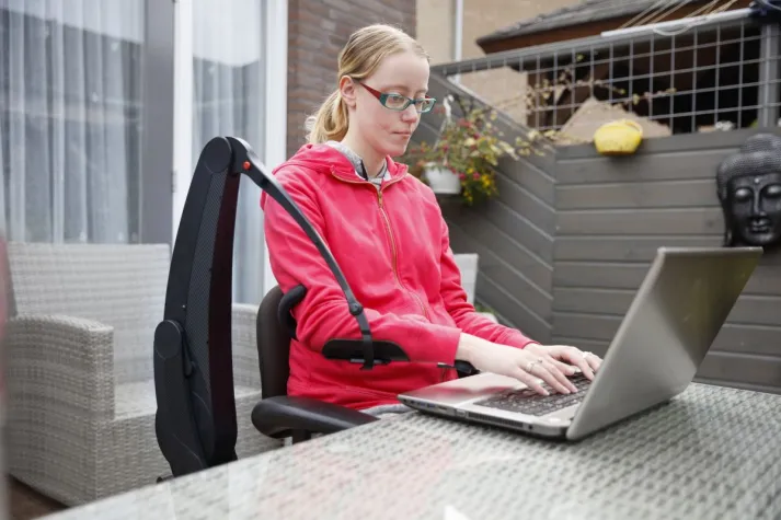 Bild: Kinova: Dynamische Unterstützungssysteme für die Arme neu im Programm