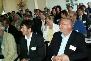 Wissensmanagement heißt auch, Wissen strategisch zu verstecken Bild: Wissensmanagement heißt auch, Wissen strategisch zu verstecken