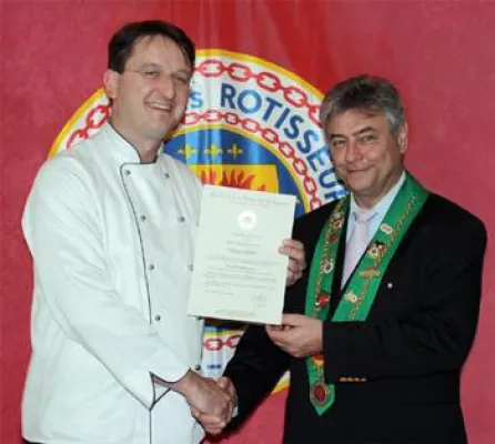 Bild: „Dîner Maison“ in der Yachthafenresidenz Hohe Düne