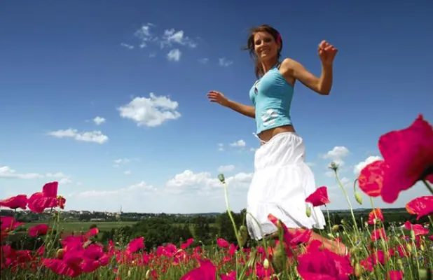 Bild: Zum Heulen - Die Pollen fliegen wieder – auch zum Leidwesen von Kontaktlinsenträgern