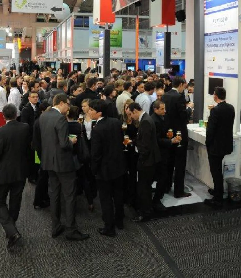 Ausgelassene Stimmung auf der ATVISIO-Standparty