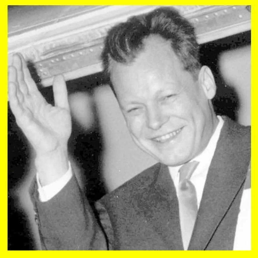 Zentralflughafen Berlin-Tempelhof: Ankunft von Willy Brandt