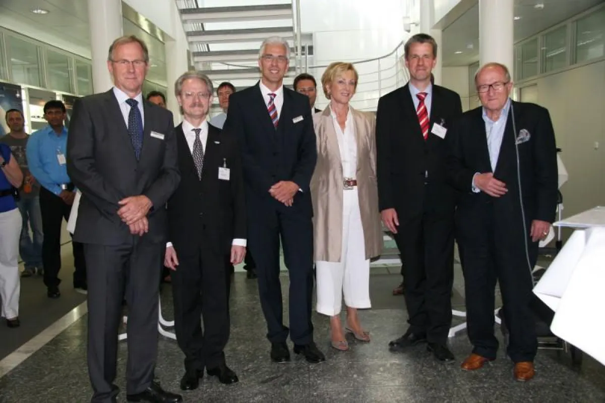 Jubiläumsfeier bei Novotechnik am Produktionsstandort in Ostfildern