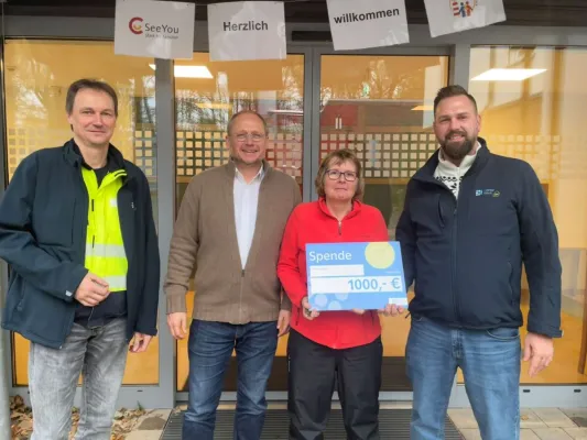 Bild: HanseWerk-Tochter HanseWerk Natur unterstützt engagierte Arbeit der Stiftung "SeeYou" mit 1.000 Euro