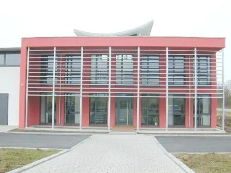 Bild: Wema Flüssigtapete – baut neue Firmenzentrale im Gewerbepark Buttenheim