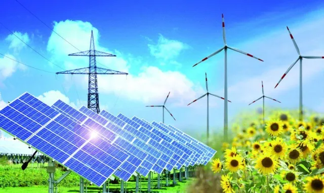 Bild: Berufsbegleitend zur Fachkraft für erneuerbare Energien