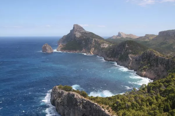 Bild: Mallorca: Wanderurlaub mit Yoga – Aufenthalt im Kloster