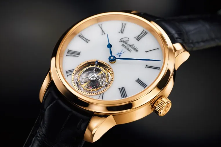 Glashütte Original präsentiert das Senator Meissen Tourbillon - Meister seiner Klasse Bild: Glashütte Original präsentiert das Senator Meissen Tourbillon - Meister seiner Klasse