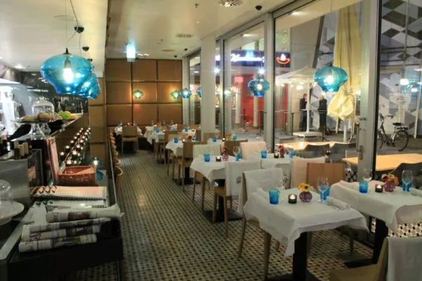 Fusionsküche in „Shan’s Kitchen“ am Kurfürstendamm - Persisches Beauty Food bei SHAN RAHIMKHAN Bild: Fusionsküche in „Shan’s Kitchen“ am Kurfürstendamm - Persisches Beauty Food bei SHAN RAHIMKHAN