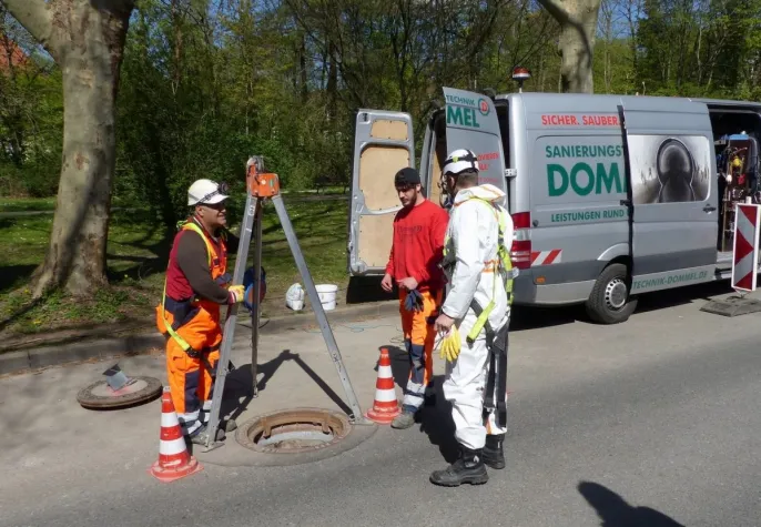 Fuge für Fuge, Riss für Riss Bild: Fuge für Fuge, Riss für Riss