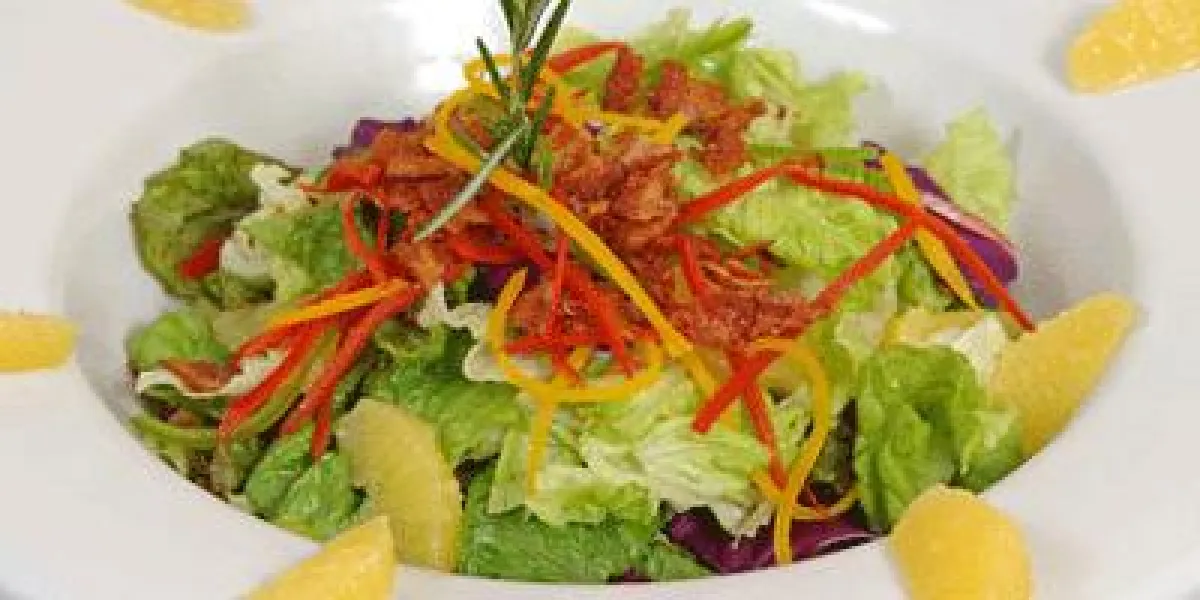 Bekömmliche Schlemmerpause – z.B. mit Salat