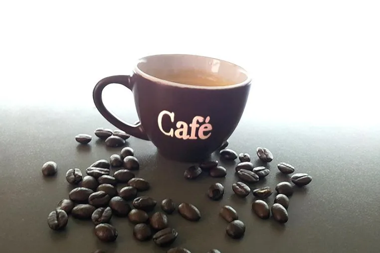 Der neue Kaffee-Ratgeber für das iPhone und Android Smartphones. Wie mache ich den besten Espresso? Bild: Der neue Kaffee-Ratgeber für das iPhone und Android Smartphones. Wie mache ich den besten Espresso?