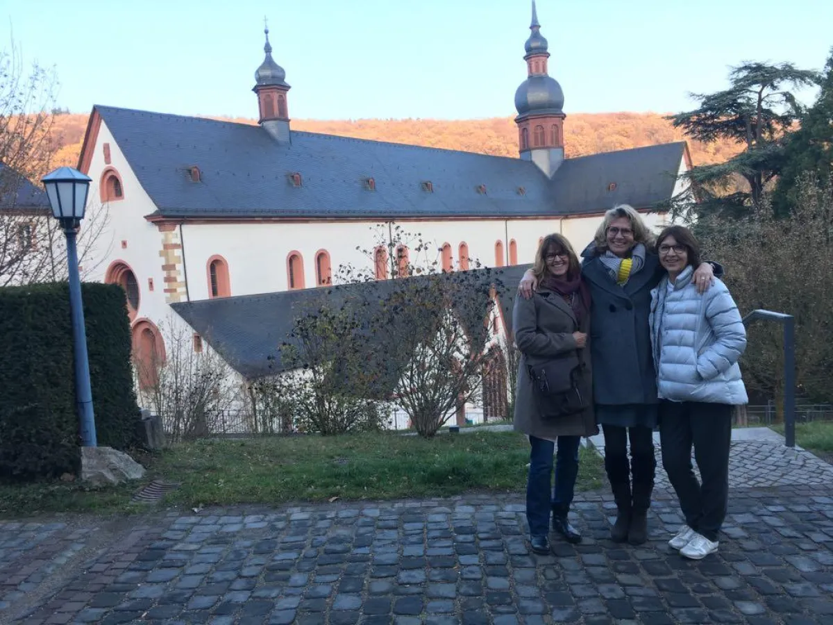 Die Organisatorinnen der ohfamoosen Unkonferenz