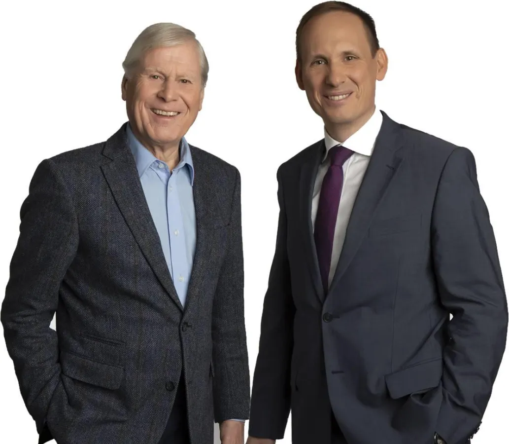 FDP-Kreistagsfraktionschef Scholler (li.) und der Haarer Bürgermeisterkandidat Siemsen (re.)