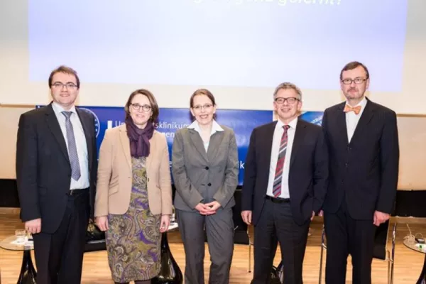 Bild: 17. Eppendorfer Dialog zur Gesundheitspolitik diskutiert Lernkurve in der Patientenversorgung