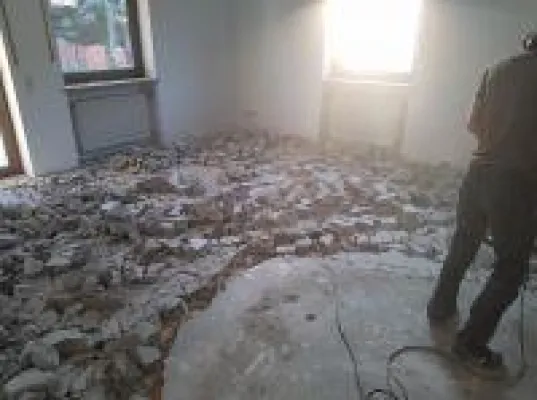 Abriss/Abbruch - Haus entkernen in Regensburg und Umgebung Bild: Abriss/Abbruch - Haus entkernen in Regensburg und Umgebung