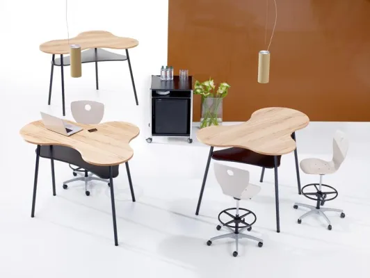 Bild: Eine Einladung zum kommunikativen Austausch - TeamTable von VS