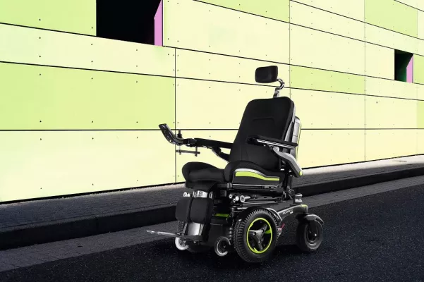 Bild: Stabilität in jeder Lage: Biomechanisches Sitzsystem mit Frontantrieb