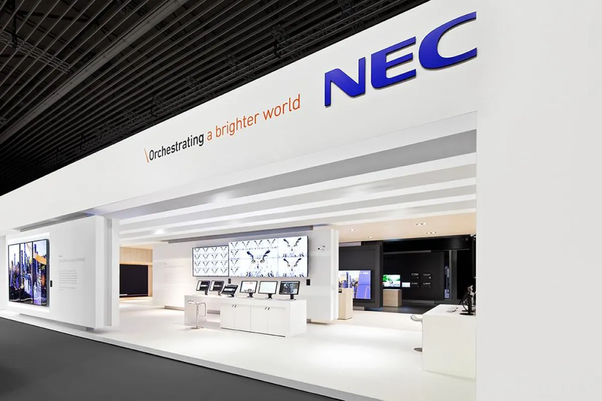 Interaktives Messedesign für NEC auf der ISE 2016