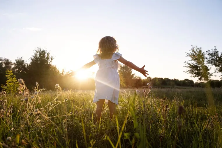 Selbstbestimmung als Schlüssel zur Heilung: Erfahrungen aus der Arbeit mit Kindern in der Villa Knolle Bolle Bild: Selbstbestimmung als Schlüssel zur Heilung: Erfahrungen aus der Arbeit mit Kindern in der Villa Knolle Bolle