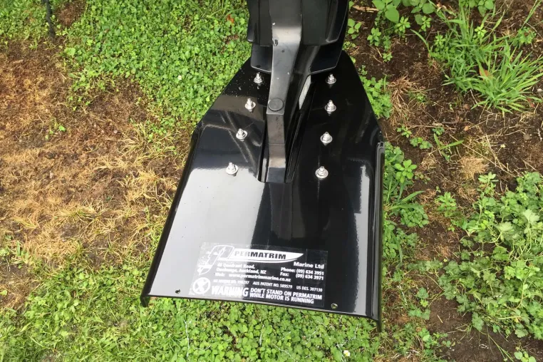 Bild: Permatrim Hydrofoil optimiert das Gleitverhalten von Booten