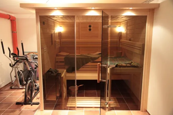 Saunabau: Dienstleistungen Skirde blickt auf Erfolgsjahr 2012 zurück Bild: Saunabau: Dienstleistungen Skirde blickt auf Erfolgsjahr 2012 zurück