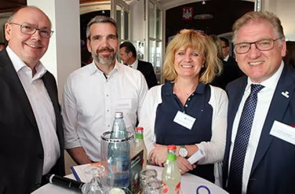 „PlusPunkt Partnerlounge“ in der Schifferbörse: Business Speed Dating und kulinarische Momente Bild: „PlusPunkt Partnerlounge“ in der Schifferbörse: Business Speed Dating und kulinarische Momente
