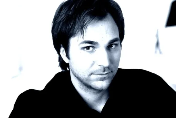 Herbert Schuch debütiert mit Viktor Ullmanns Klavierkonzert beim Konzerthausorchester Berlin Bild: Herbert Schuch debütiert mit Viktor Ullmanns Klavierkonzert beim Konzerthausorchester Berlin